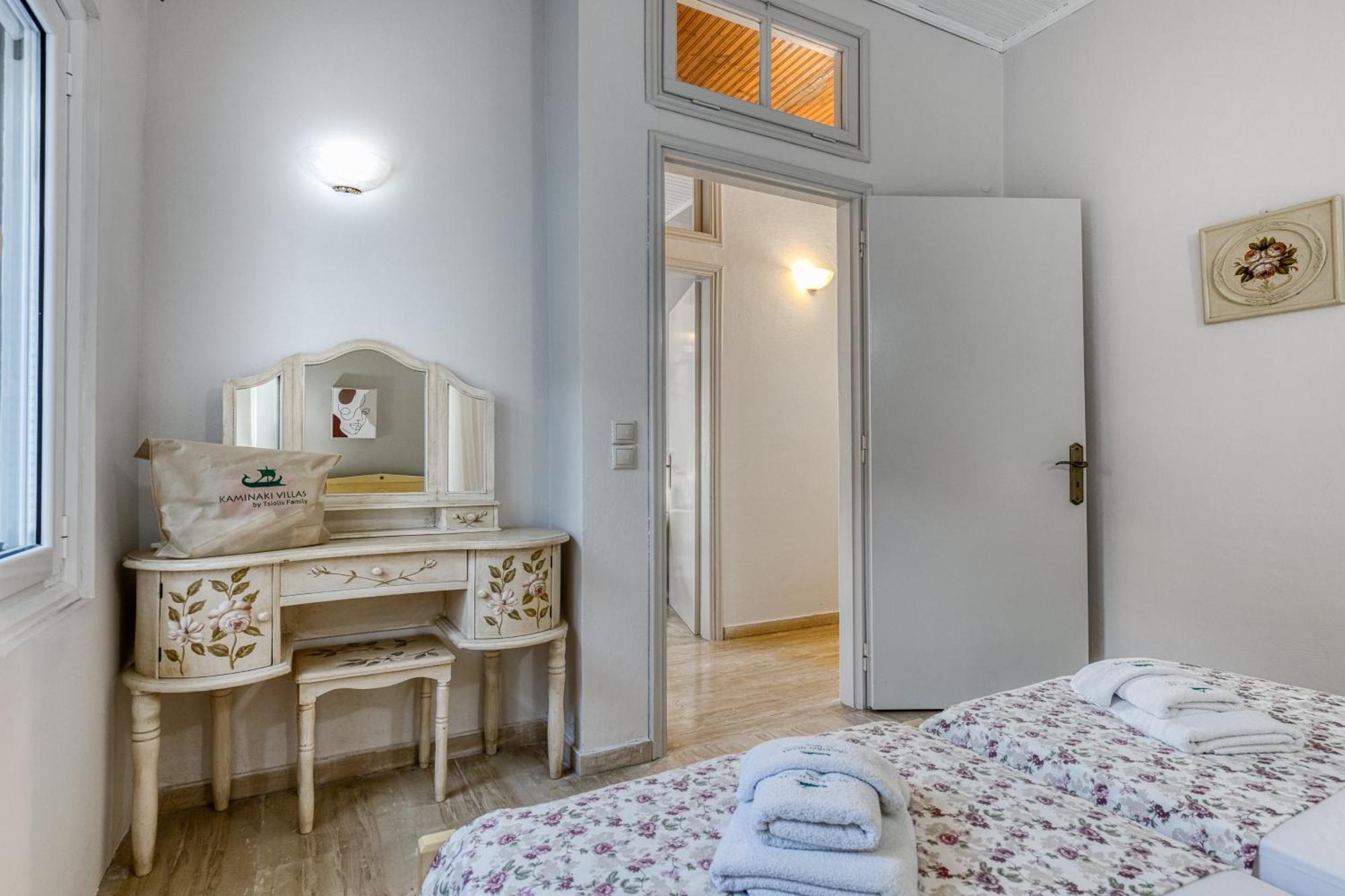 Villa Angeliki By Tsiolis Family Katávolos Buitenkant foto