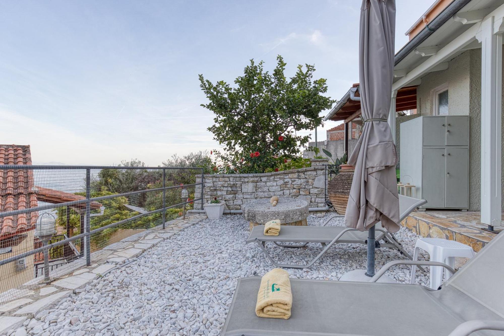 Villa Angeliki By Tsiolis Family Katávolos Buitenkant foto